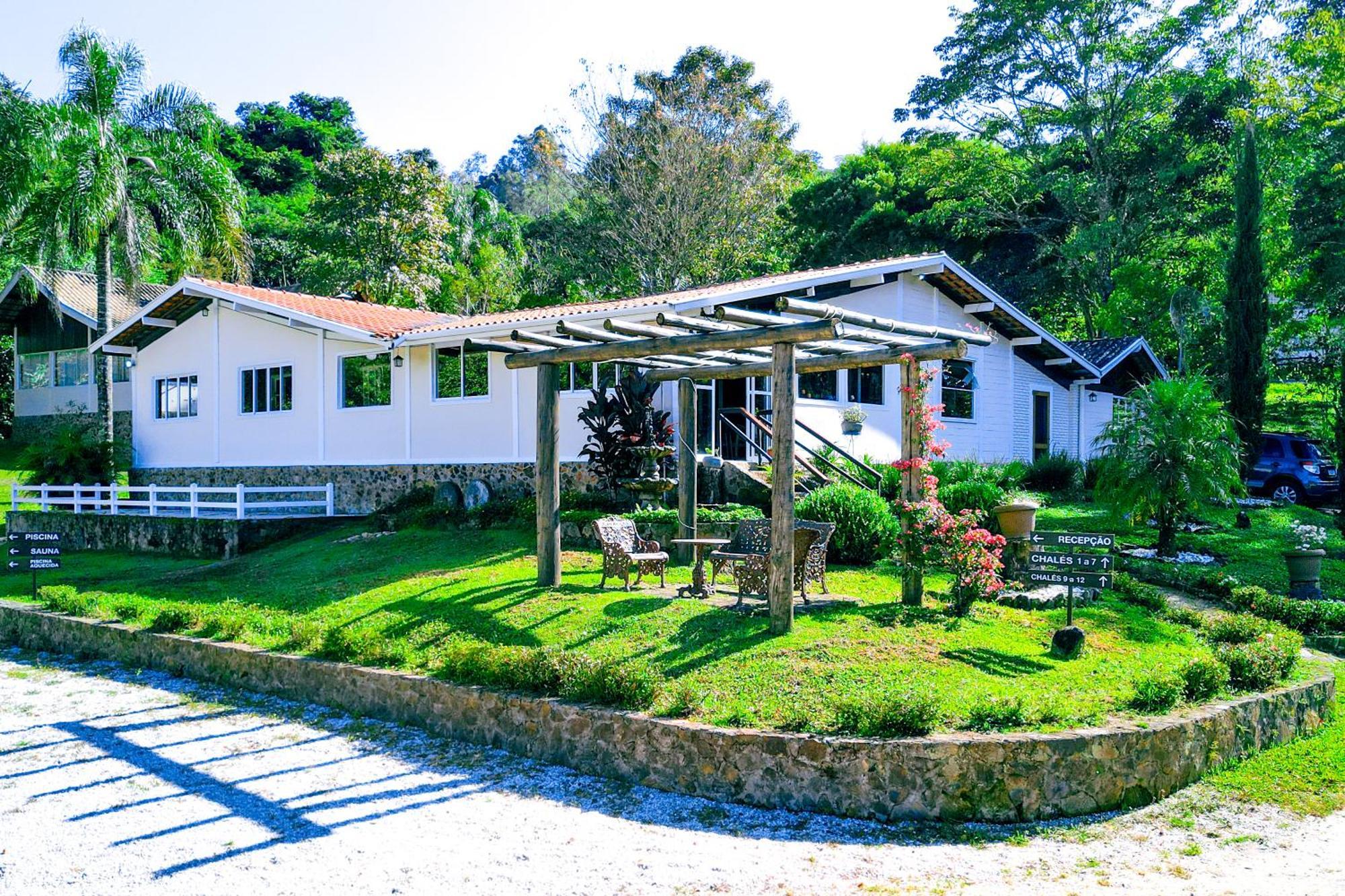Pousada Highland Santo Antonio do Pinhal Bagian luar foto